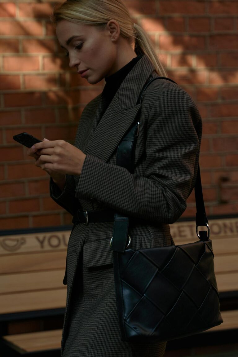 What is an Automated Text Message Service and How Does it Work?